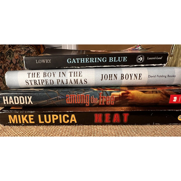 Lot of 4 Teen Books - Vintage 2000-2006 - 2 Paperback, 2 Hardback - Picture 1 of 11
